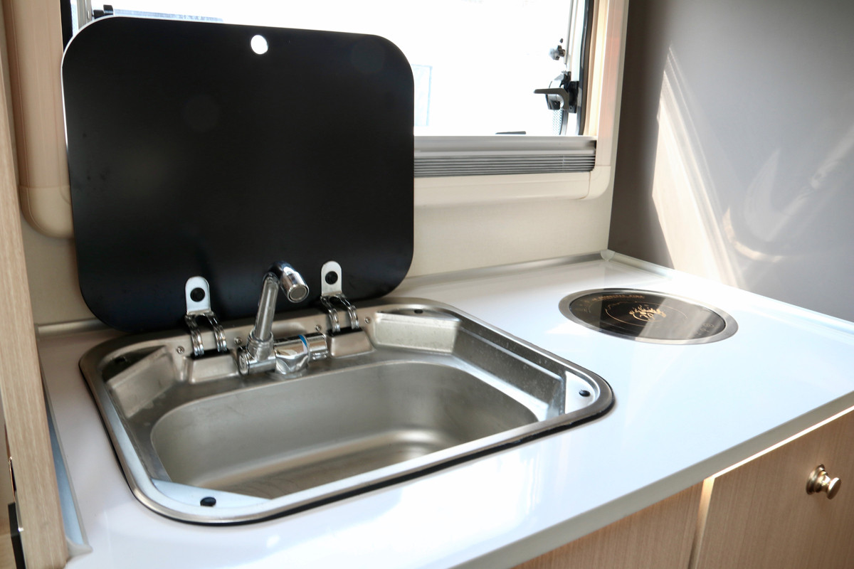 因?yàn)檫@么做，這款銷量非常好