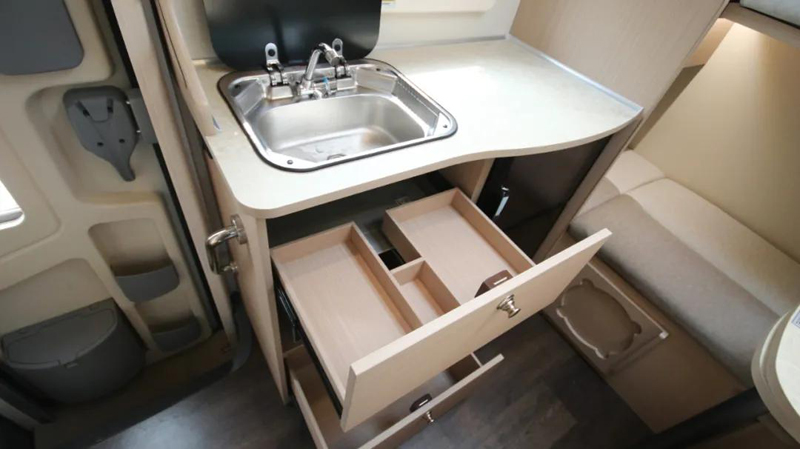 覽眾C6房車 覽眾C6房車