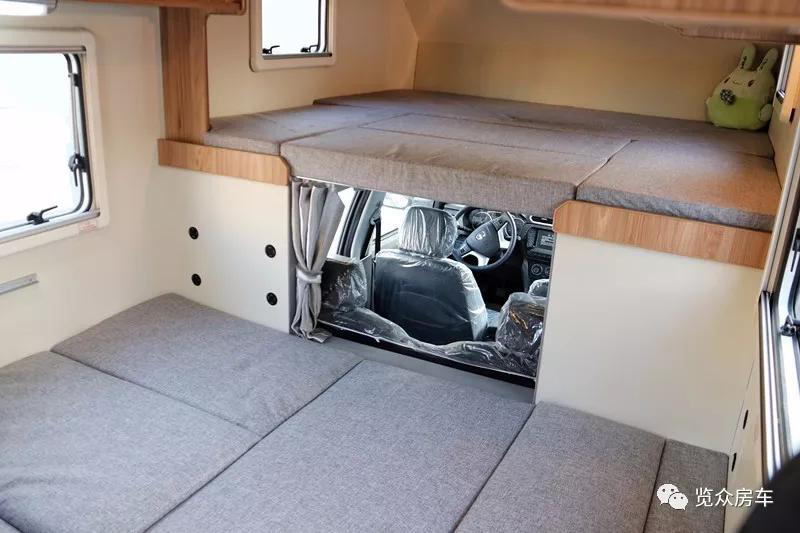 外觀大氣，空間十足的房車