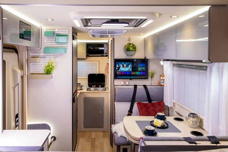 8AT、四驅(qū)、動力好的自由炮房車來啦