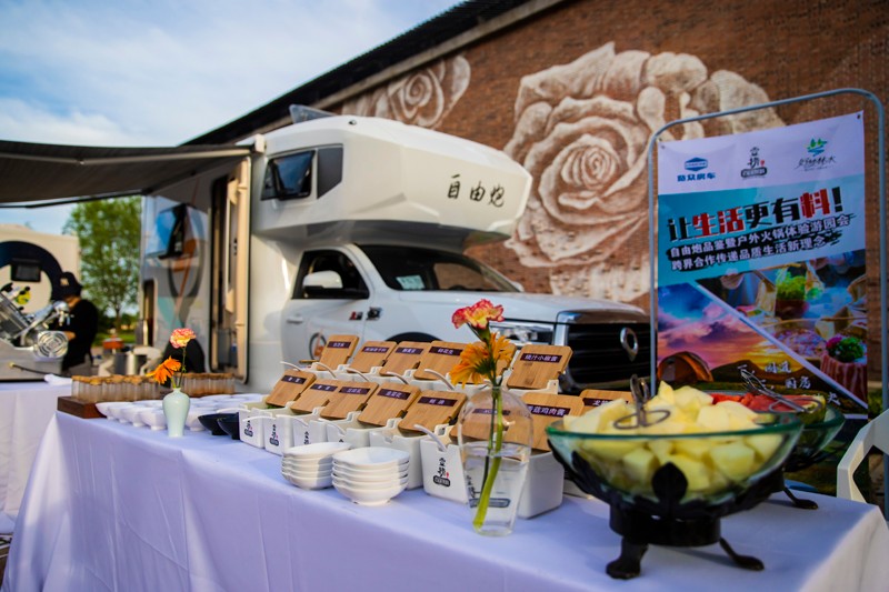 舒適房車生活，你怎么能不羨慕？