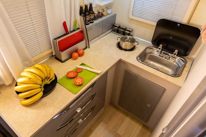 自動檔、四驅房車，可落京牌，這款點贊