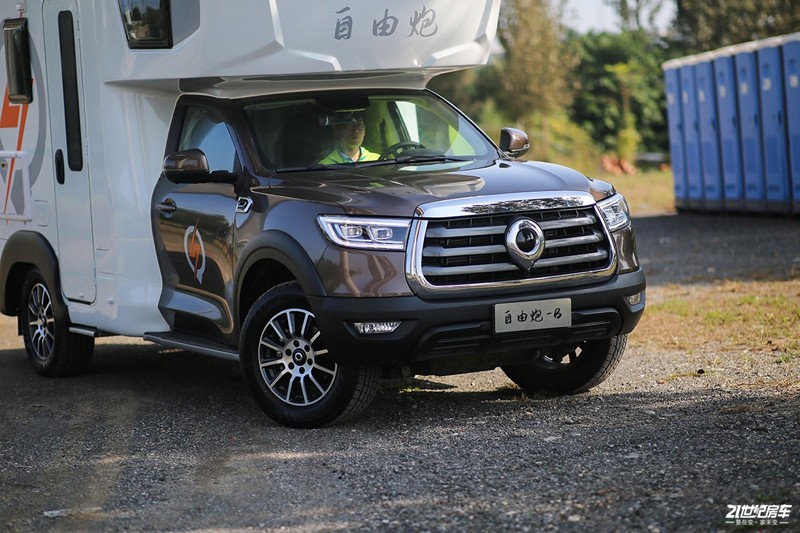 打響第二炮！搶先實(shí)拍體驗(yàn)覽眾自由炮-B皮卡四驅(qū)房車