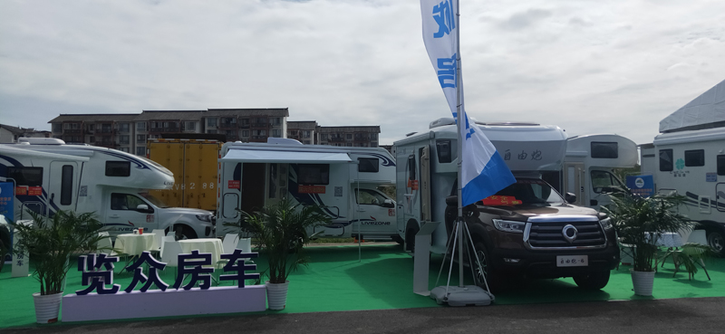 性能滿格,自由炮憑實力圈粉 性能滿格,自由炮憑實力圈粉