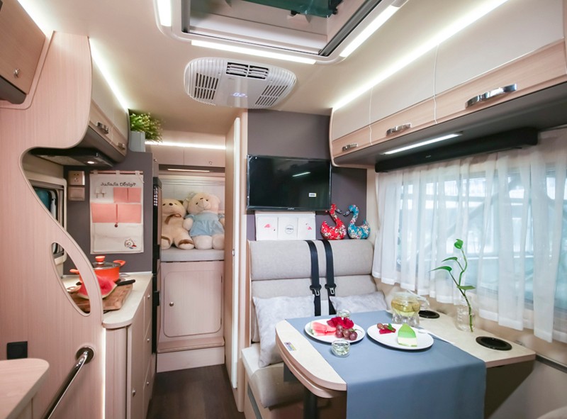 99%的人都會(huì)選這種的四驅(qū)房車 99%的人都會(huì)選這種的四驅(qū)房車