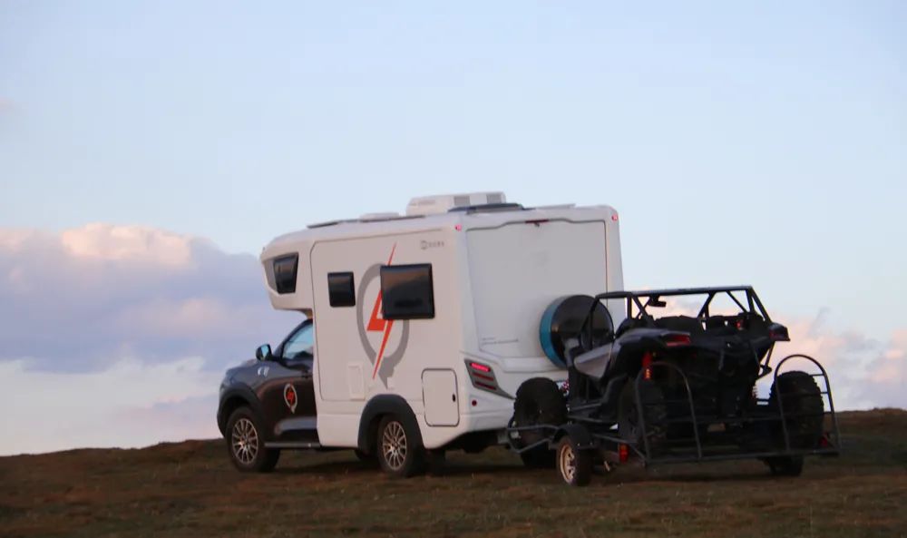 C6駕照即將到來(lái)!這款擁有牽引資質(zhì)的自行式房車(chē)千萬(wàn)別錯(cuò)過(guò)! C6駕照即將到來(lái)!這款擁有牽引資質(zhì)的自行式房車(chē)千萬(wàn)別錯(cuò)過(guò)!