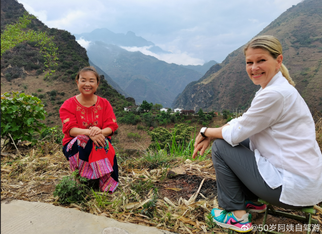 生如逆旅,一車以航:自駕游100多個城市 后半生為自己而活 58歲阿姨的逐夢之旅 生如逆旅,一車以航:自駕游100多個城市 后半生為自己而活 58歲阿姨的逐夢之旅