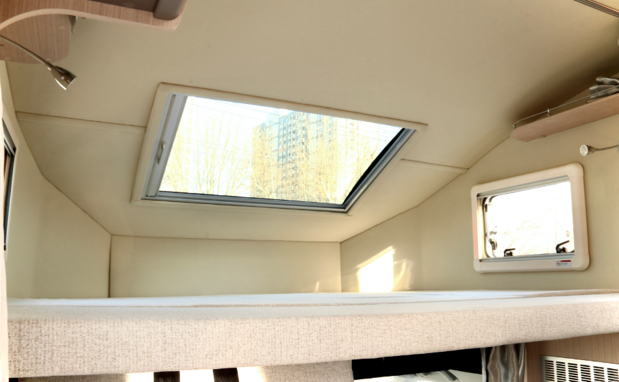 分時(shí)四驅(qū)、超大空間、一代經(jīng)典——風(fēng)駿C7! 分時(shí)四驅(qū)、超大空間、一代經(jīng)典——風(fēng)駿C7!