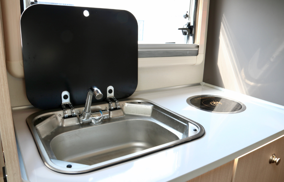 分時(shí)四驅(qū)、超大空間、一代經(jīng)典——風(fēng)駿C7! 分時(shí)四驅(qū)、超大空間、一代經(jīng)典——風(fēng)駿C7!