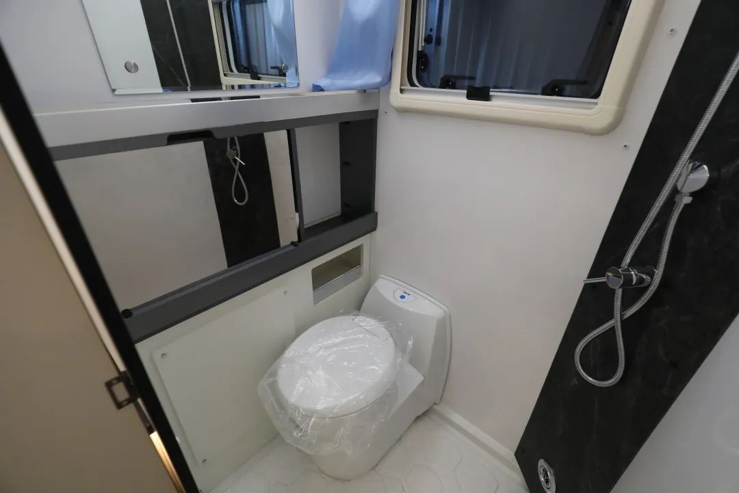 成年人不做選擇題,自由與安穩(wěn)我都要! 成年人不做選擇題,自由與安穩(wěn)我都要!