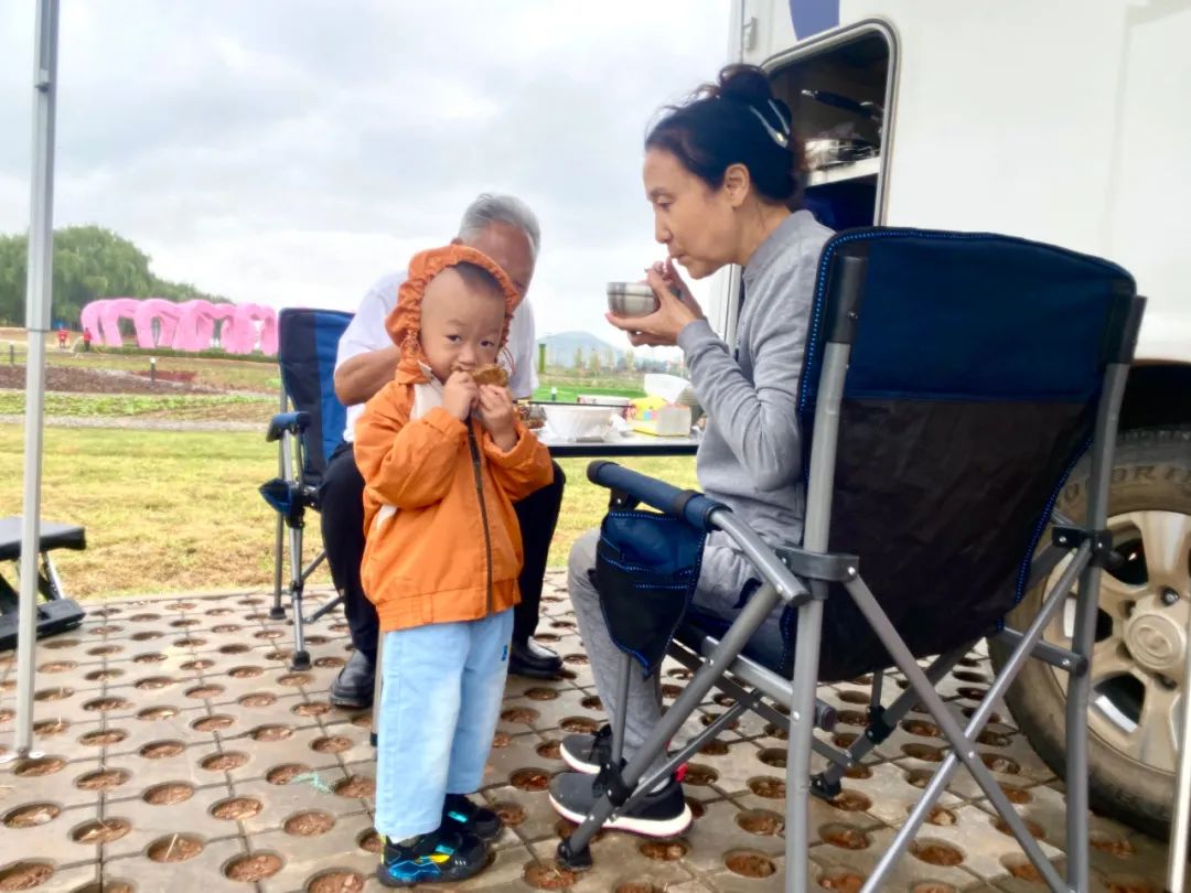 精致化露營“選手”，將吃住行融為一體，適合1~2人四季旅行